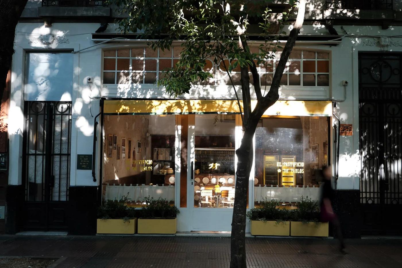 El Pastificio de Pablos: Arquitectura del Presente Continuo en el Corazón de Devoto