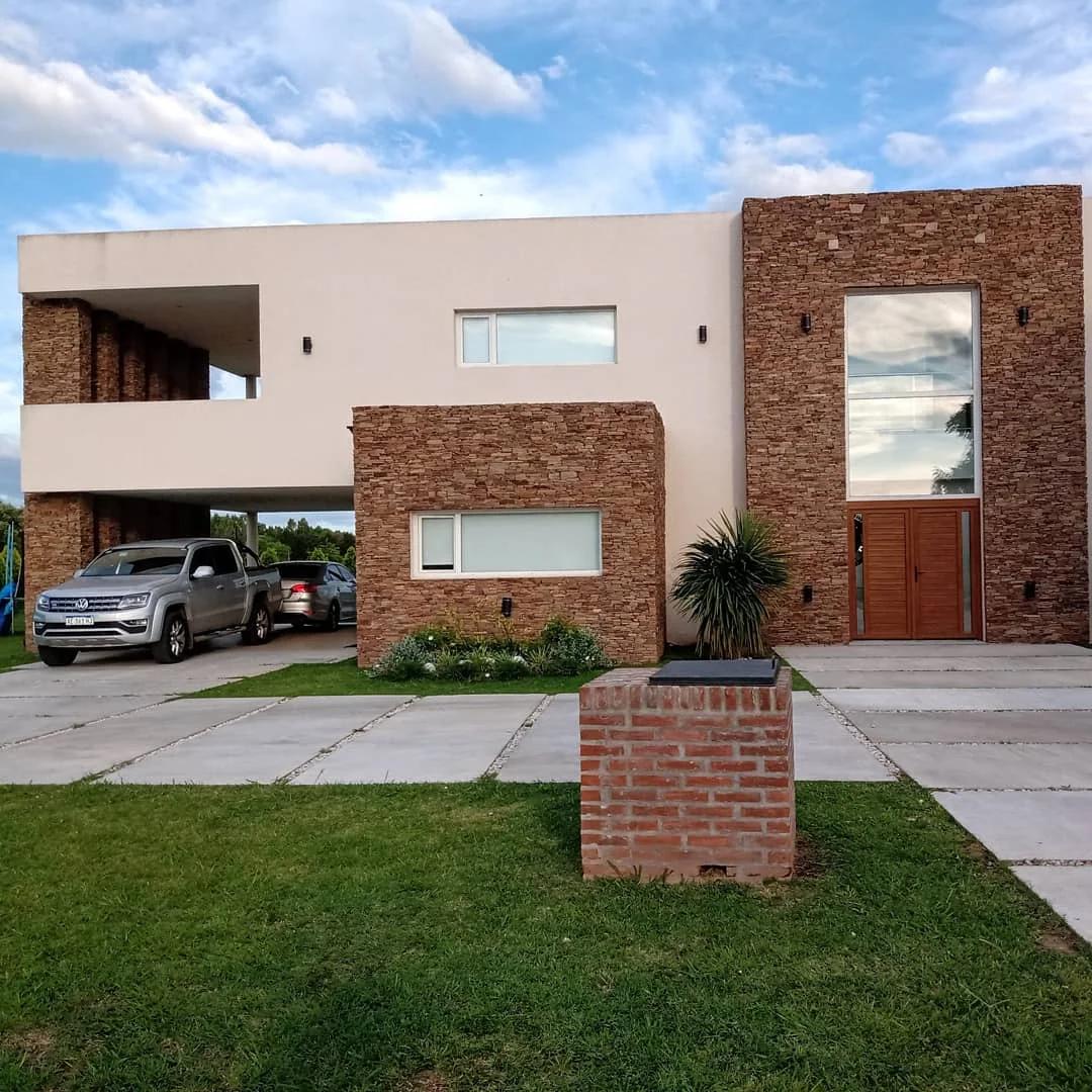 Vivienda Nacional — Club de Campo El Nacional, General Rodríguez