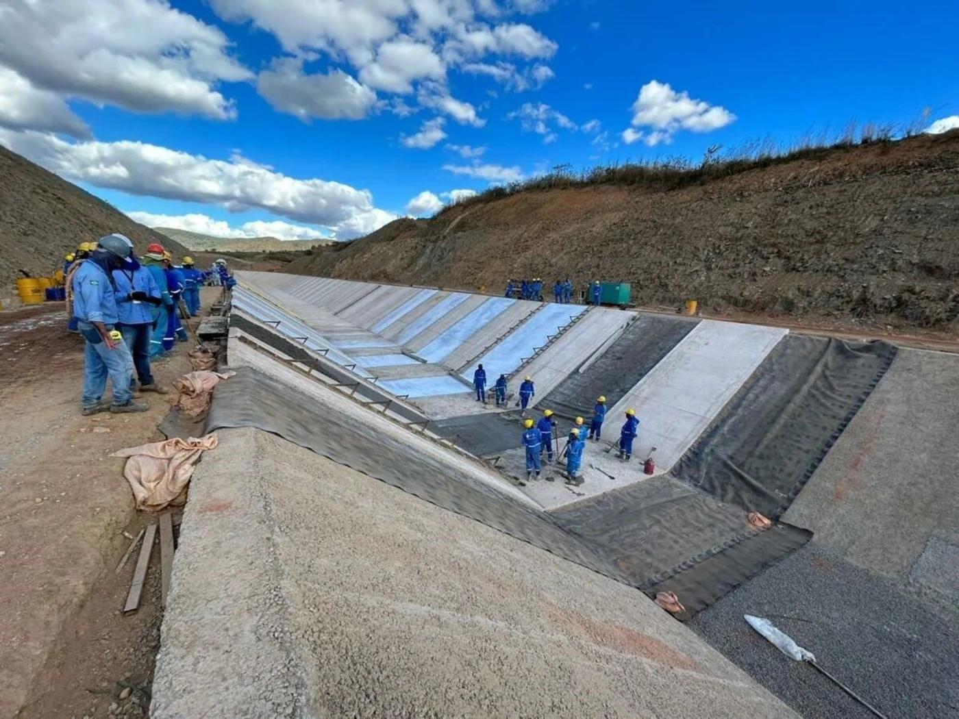 Brasil construye un canal de hormigón de 145 km para abastecer a 5 millones de personas en Ceará