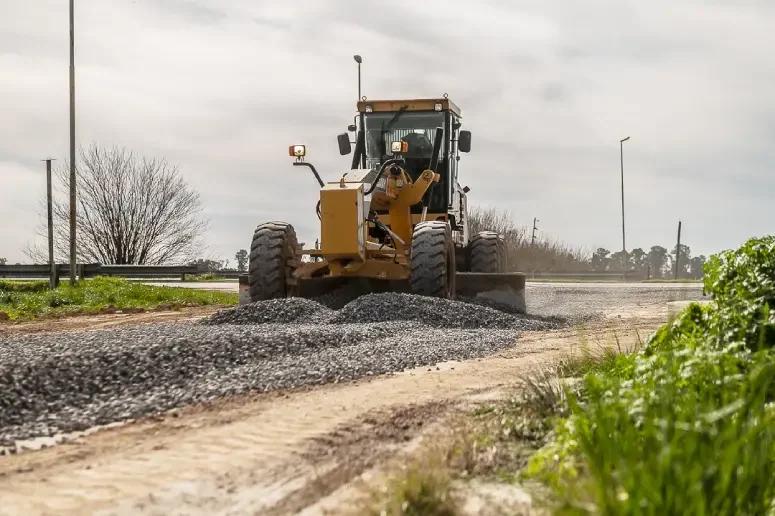 Cañuelas mejora el camino de acceso al CEPT N° 33 con inversión provincial y municipal