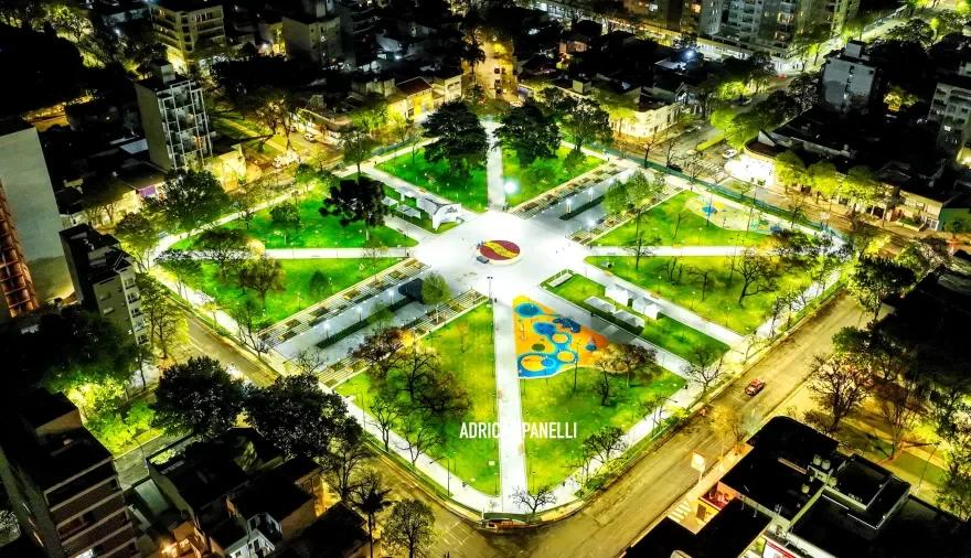 La Plata inauguró la renovación de Plaza España tras meses de obras en 7 y 66