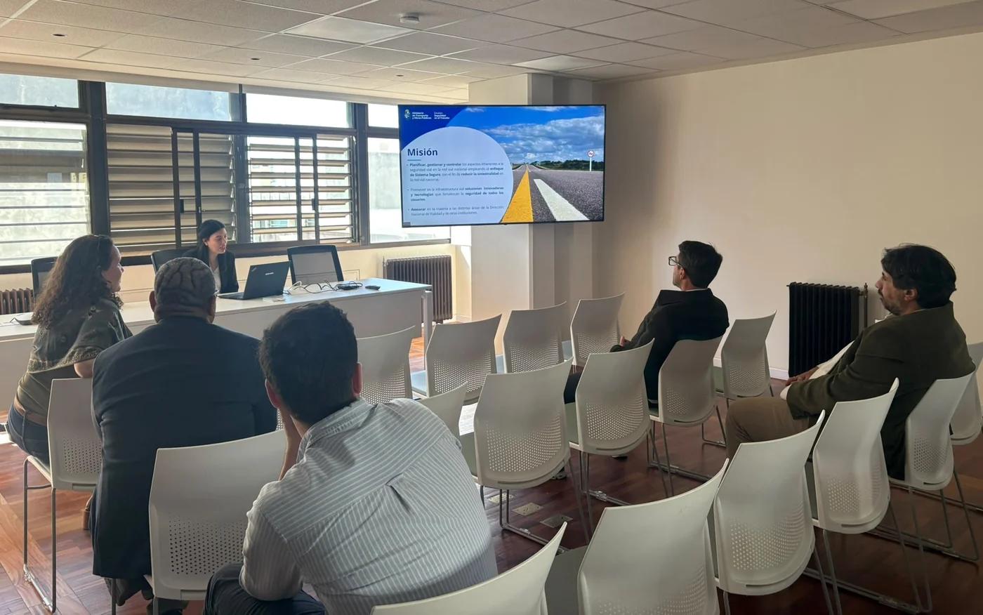 Ministerio de Transporte y Obras Públicas