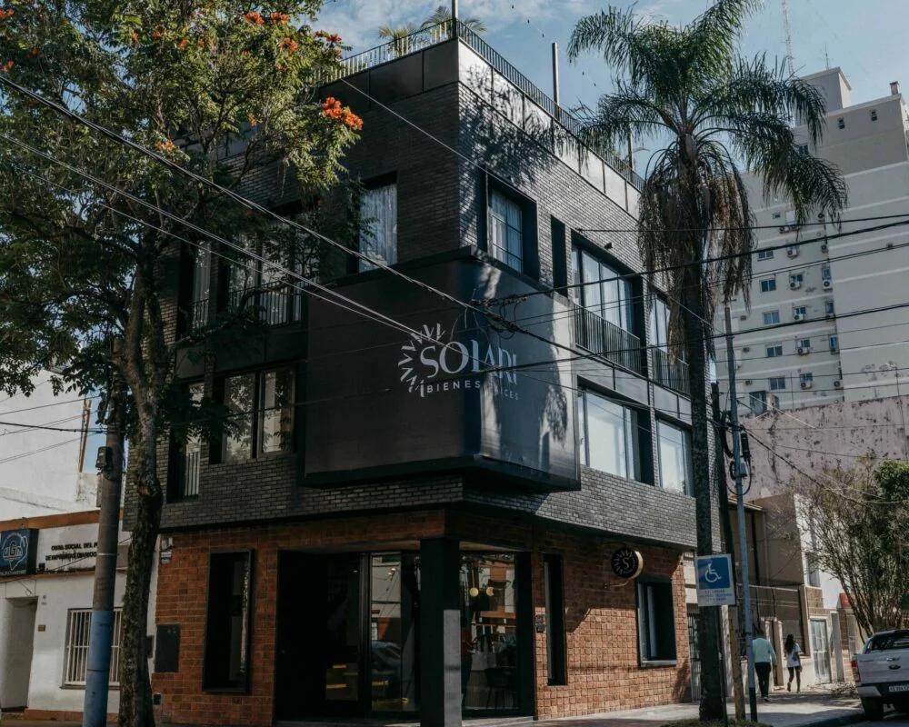 Reforma y Ampliación de Oficinas Centrales de Solari Bienes Raíces - Foto 2