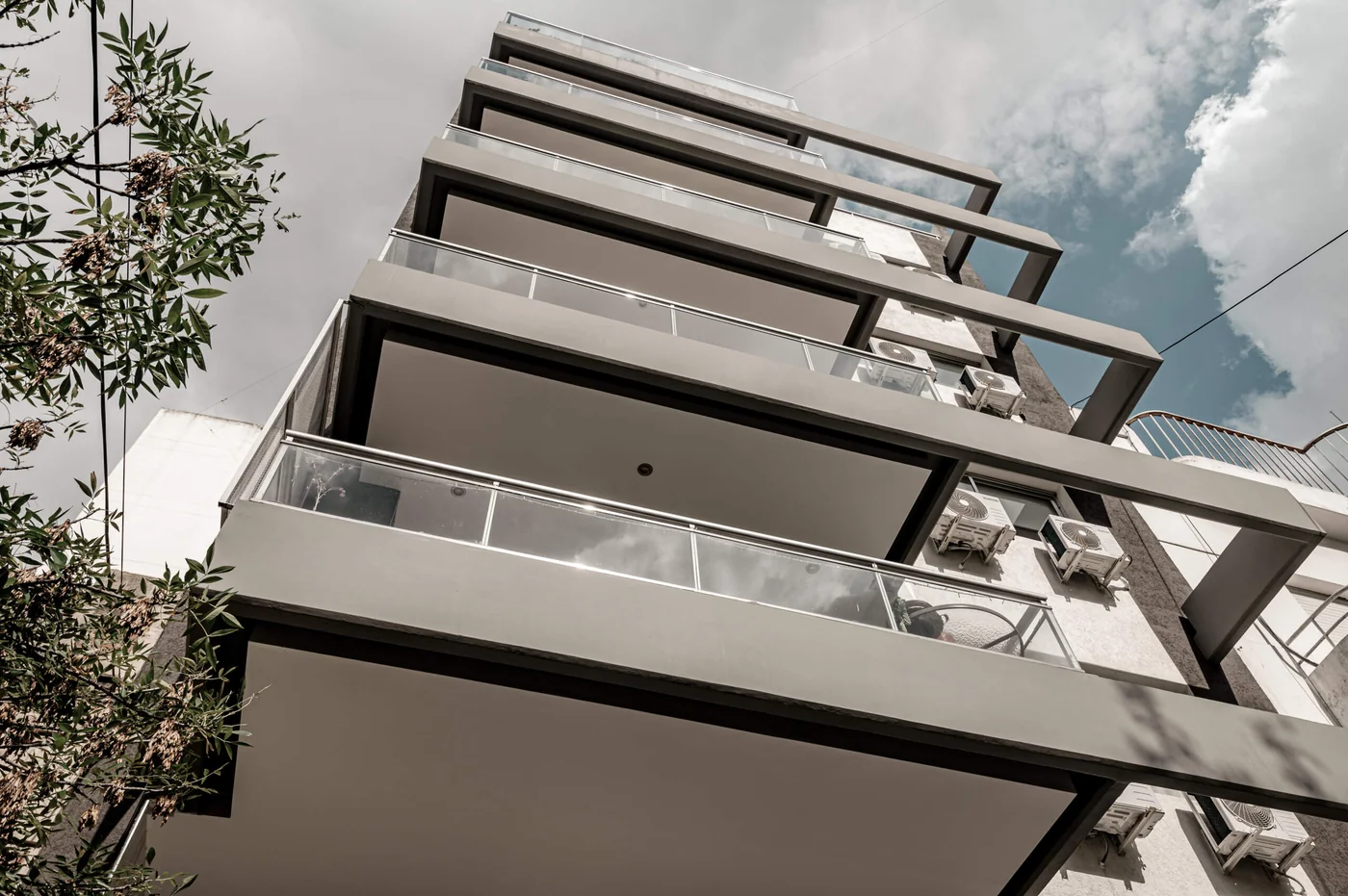 MG 768: Un Nuevo Ícono Residencial en Villa Crespo