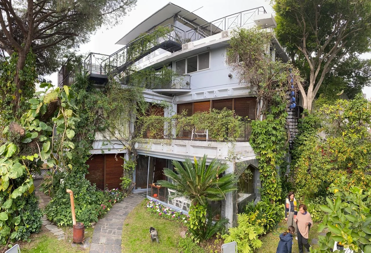 Monroe 984. Proyecto y construcción: Arq. Ricardo H. Levinton.