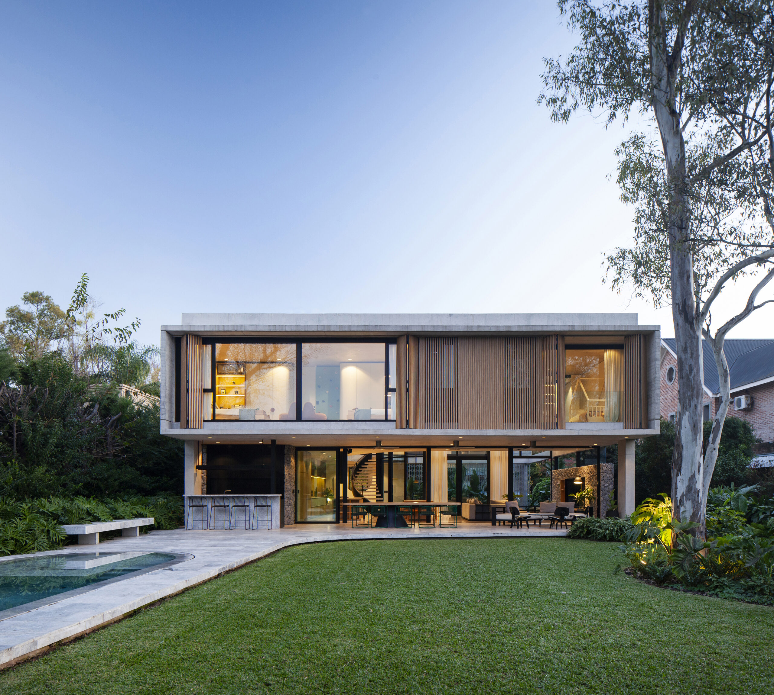 Oval House: el vacío como corazón de la arquitectura